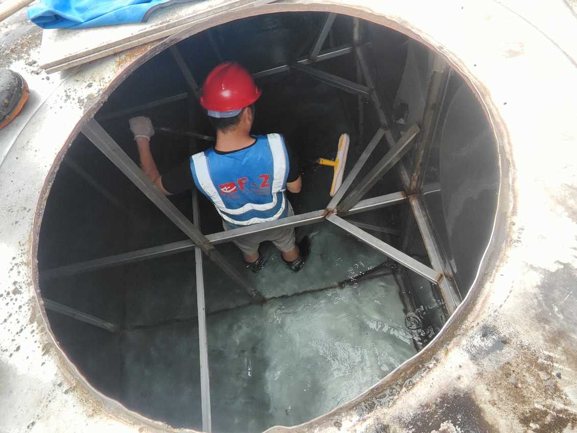 云阳二次供水水箱清洗